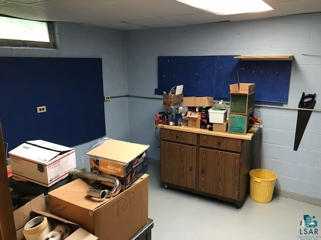 6151 Lakewood Road Duluth, MN 55804 - Photo 20 of 24 LL Workshop