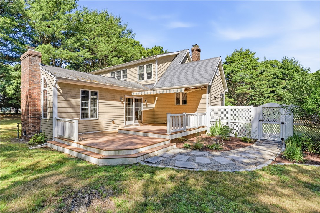83 Stony Hollow Road Tiverton, RI 02878 - Photo 9 of 48