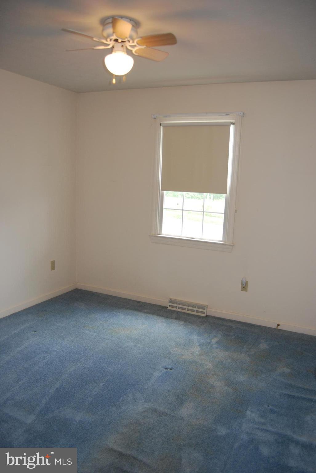 12101 Green Ridge Road Northeast Flintstone, MD 21530 - Photo 20 of 27 3rd Bedroom