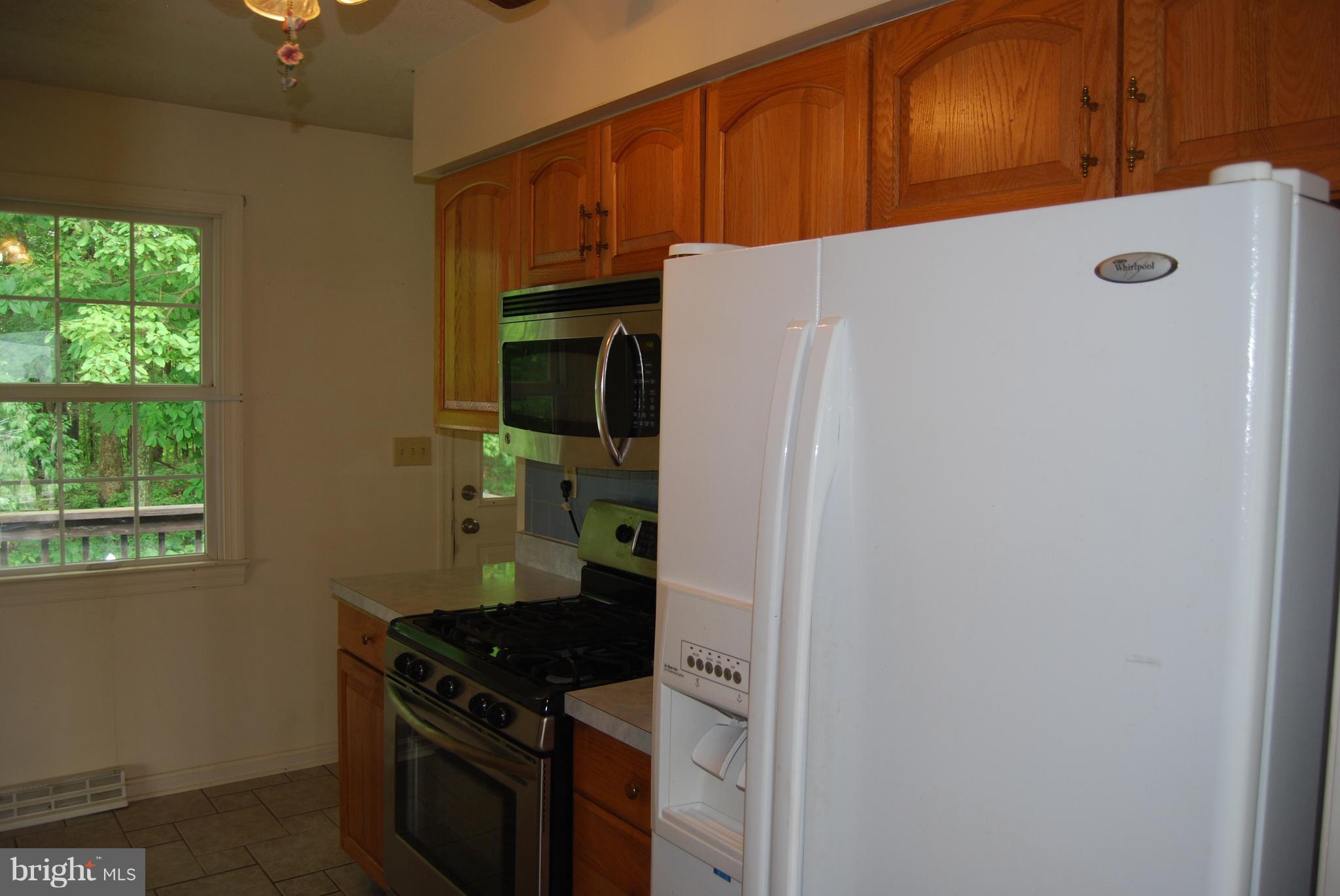 12101 Green Ridge Road Northeast Flintstone, MD 21530 - Photo 7 of 27 Kitchen