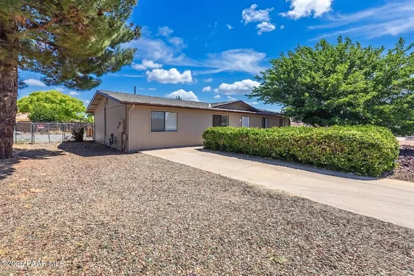 $2,300 | 8486 East Posse Circle, Prescott Valley, AZ 86314