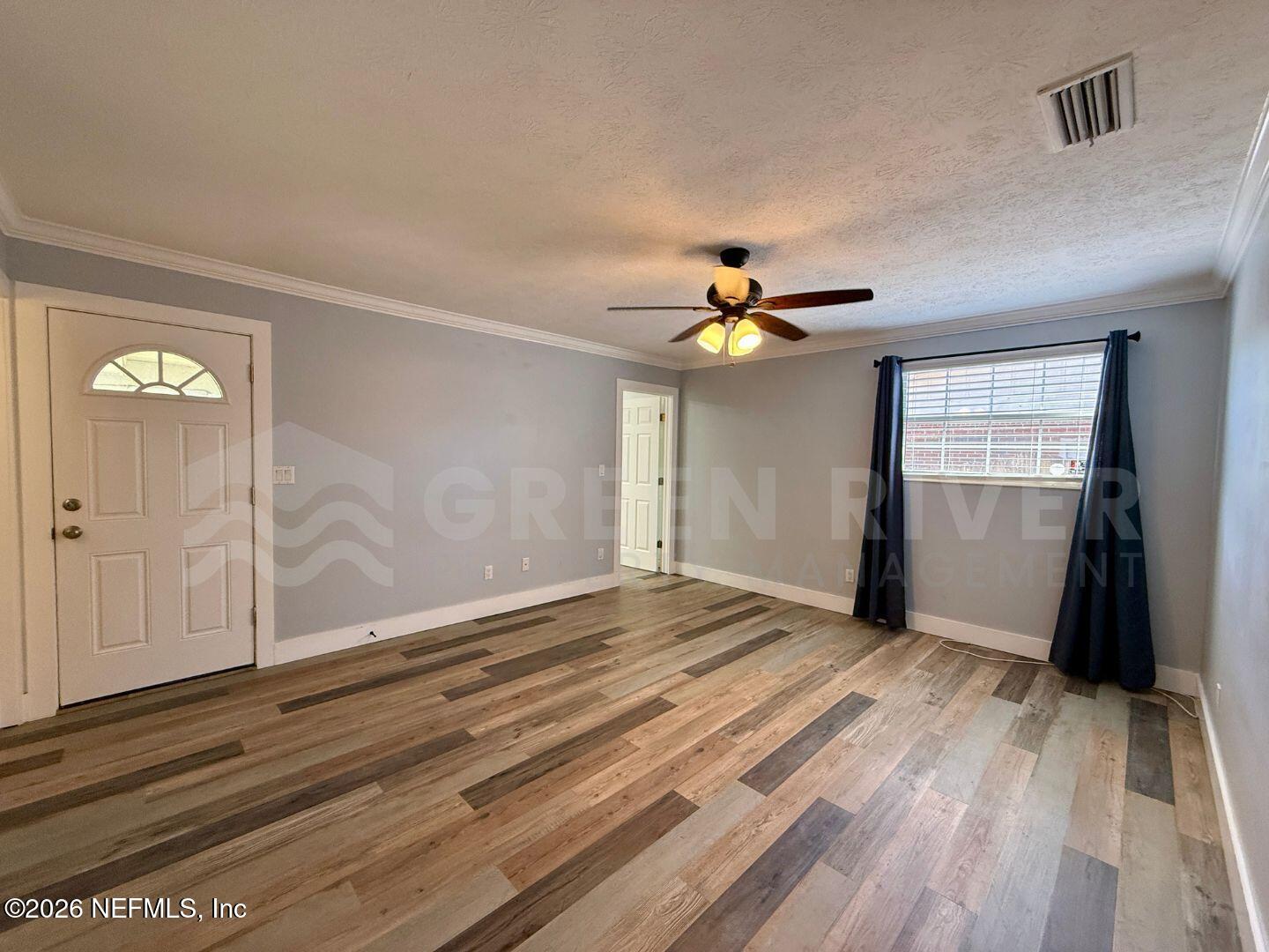 2 Fairway Road Jacksonville Beach, FL 32250 - Photo 28 of 39 a view of an empty room and window