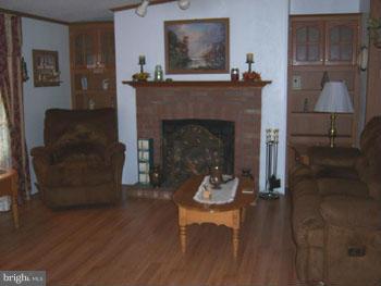 1176 Fairbee Road Berkeley Springs, WV 25411 - Photo 11 of 17 Living Room