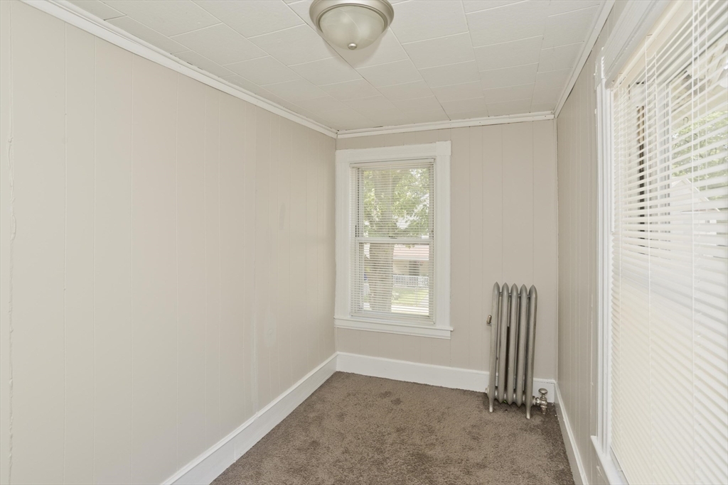 45 Orchard Street Springfield, MA 01107 - Photo 19 of 29