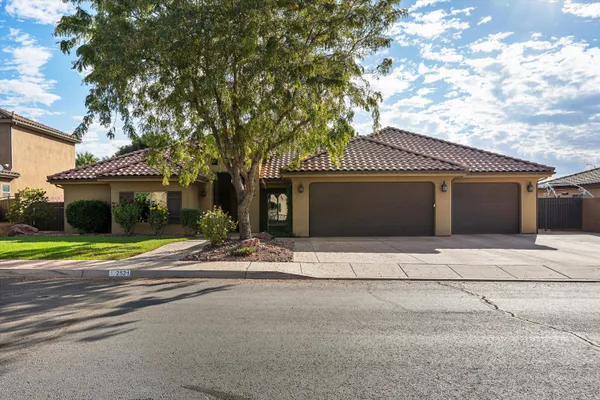 $750,000 | 2521 South Franklin Circle, St. George, UT 84790