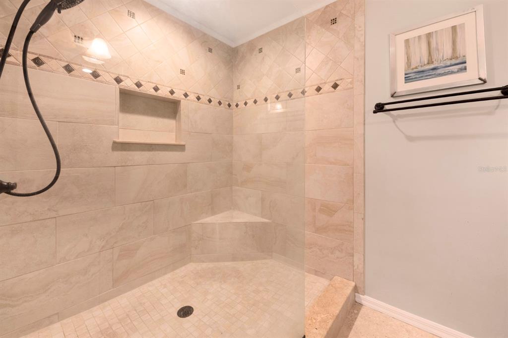 902 Southwest 51 Way Gainesville, FL 32607 - Photo 18 of 38 Gallery Image 18