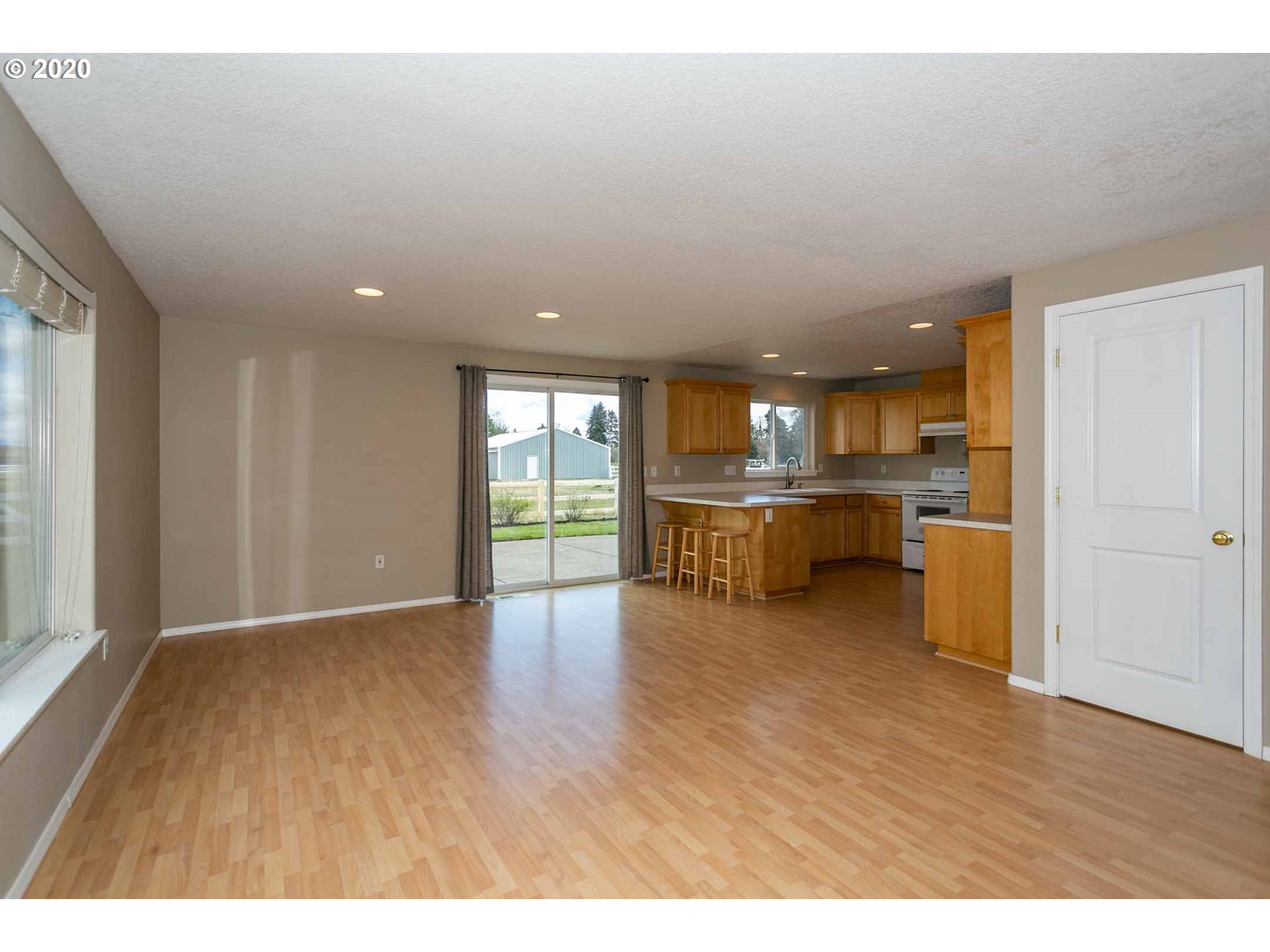 3954 Mission Road Northeast St. Paul, OR 97137 - Photo 9 of 32