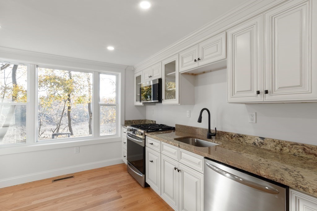 43 Brookside Road, Unit 1 Westford, MA 01886 - Photo 12 of 30 Gallery Image 12