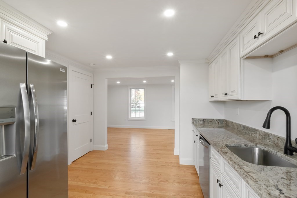 43 Brookside Road, Unit 1 Westford, MA 01886 - Photo 13 of 30 Gallery Image 13
