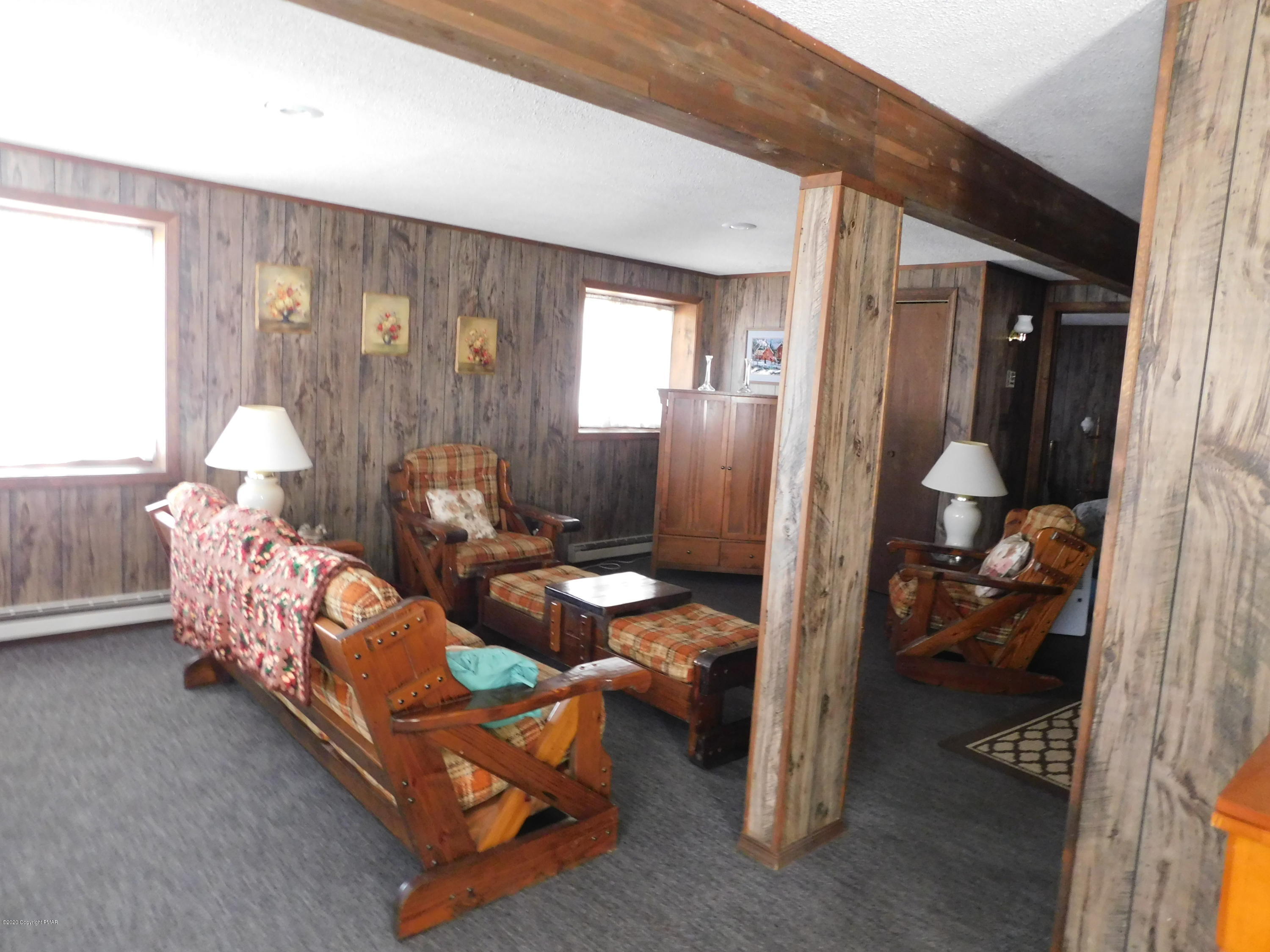 200 Canterbury Road Bushkill, PA 18324 - Photo 16 of 48 a living room with furniture