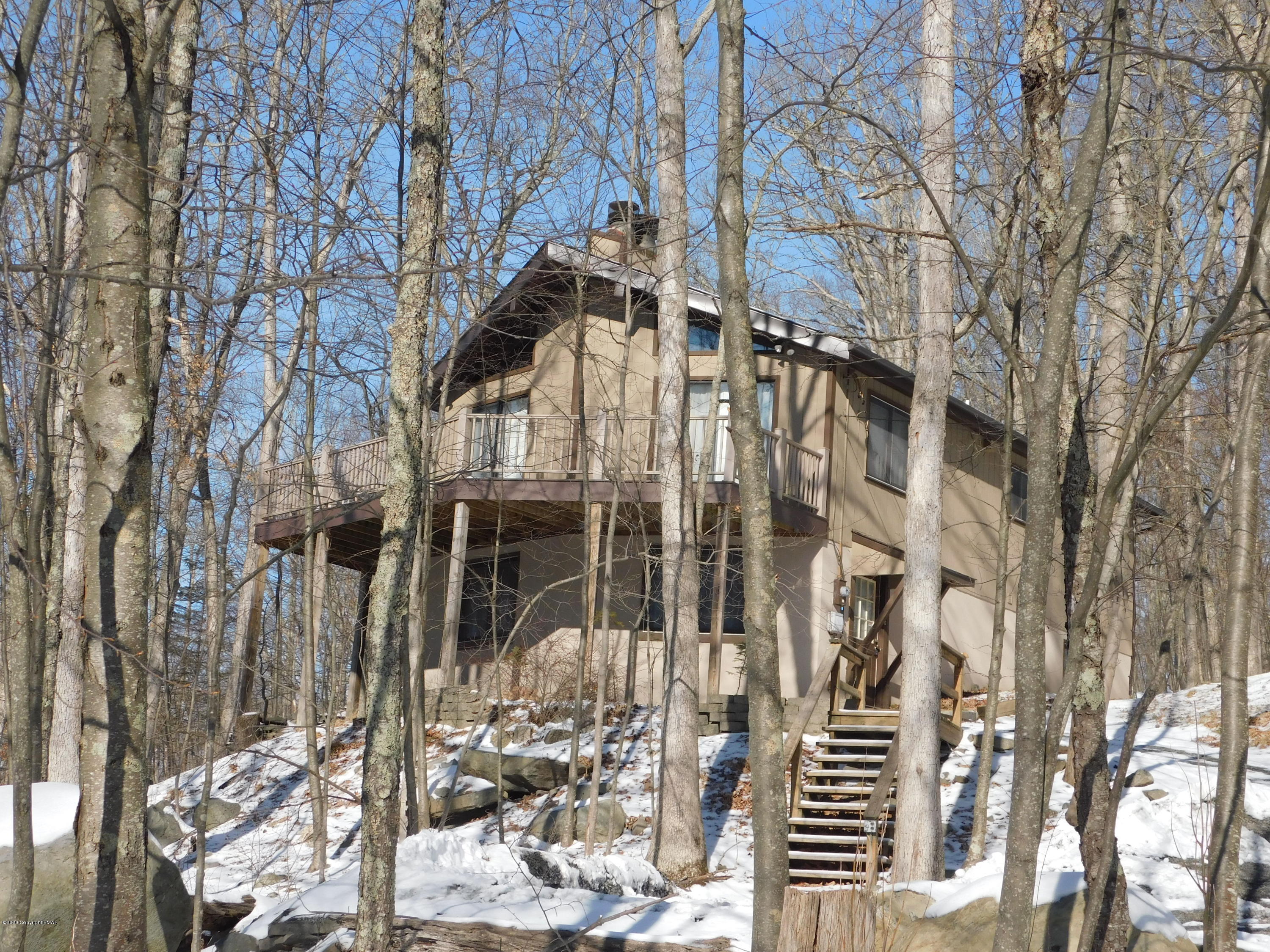200 Canterbury Road Bushkill, PA 18324 - Photo 42 of 48 a view of a pathway of a house