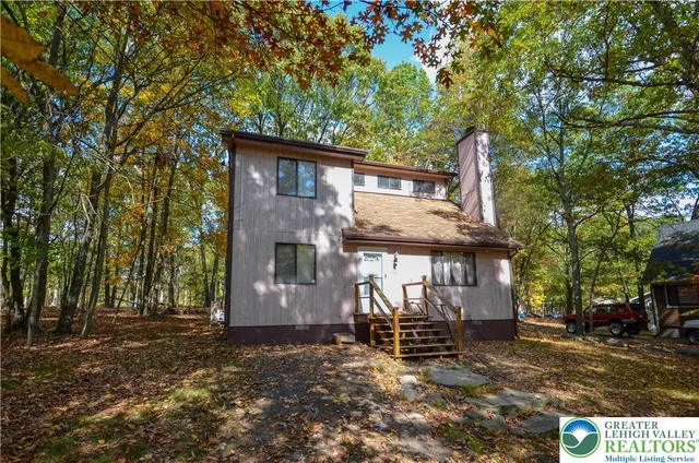 $244,900 | 782 Clubhouse Drive, East Stroudsburg, PA 18302