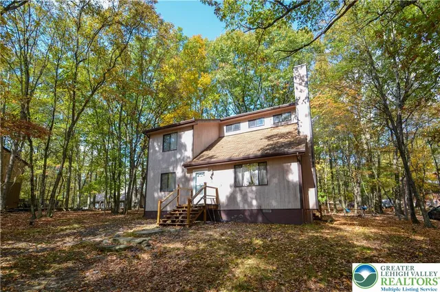 $244,900 | 782 Clubhouse Drive, East Stroudsburg, PA 18302