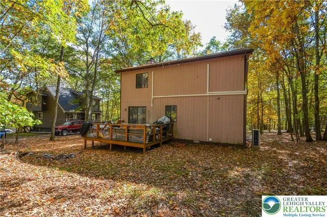 $244,900 | 782 Clubhouse Drive, East Stroudsburg, PA 18302