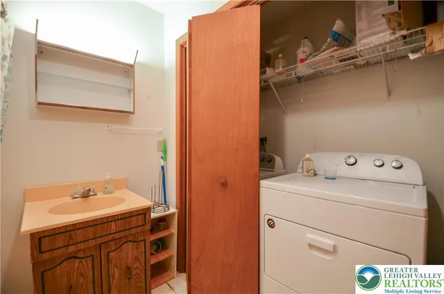 $244,900 | 782 Clubhouse Drive, East Stroudsburg, PA 18302