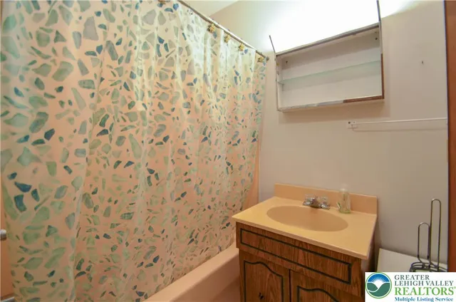 $244,900 | 782 Clubhouse Drive, East Stroudsburg, PA 18302