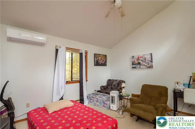 $244,900 | 782 Clubhouse Drive, East Stroudsburg, PA 18302