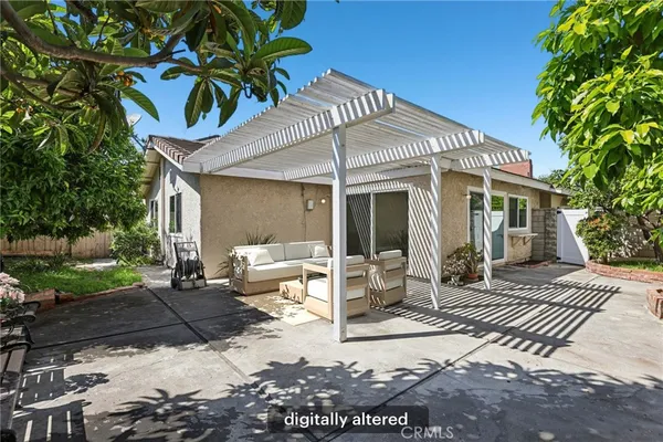 $1,399,000 | 5 Poinsettia, Irvine, CA 92604