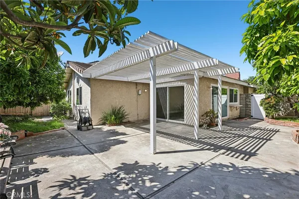 $1,399,000 | 5 Poinsettia, Irvine, CA 92604