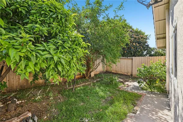 $1,399,000 | 5 Poinsettia, Irvine, CA 92604