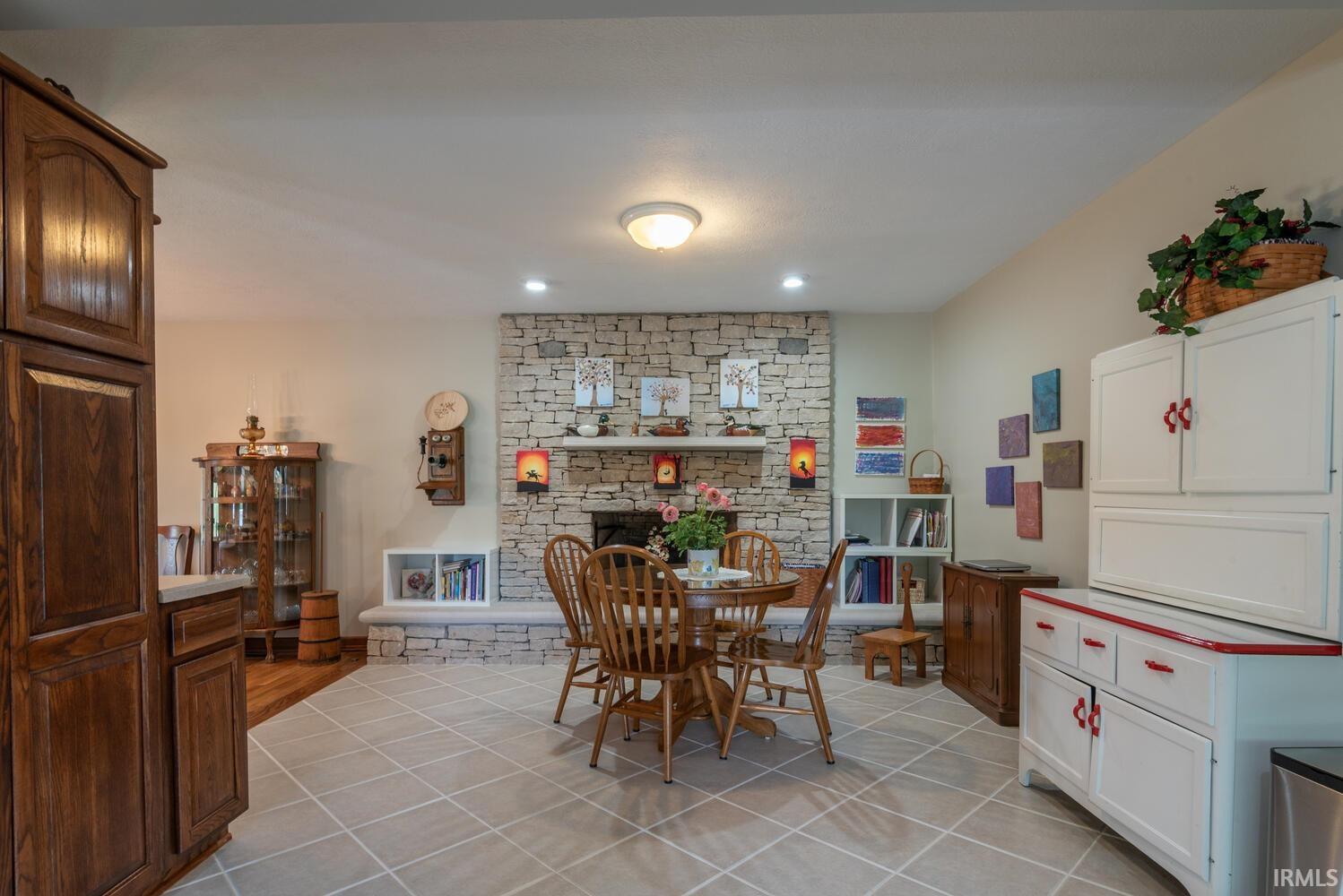 8115 South Strain Ridge Road Bloomington, IN 47401 - Photo 11 of 50 Gallery Image 11