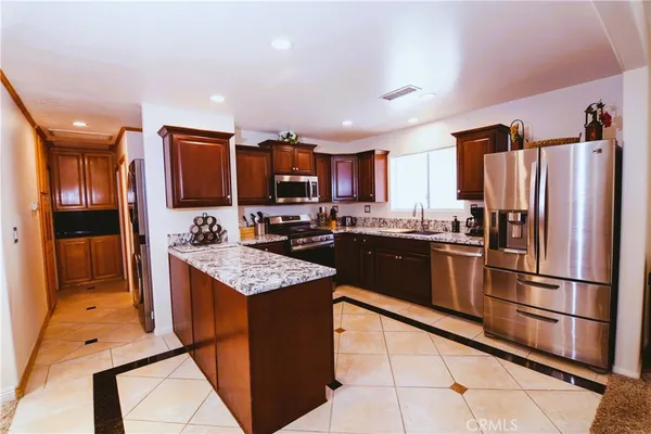 $7,495 | 27932 Calypso Lane, Canyon Country, CA 91351