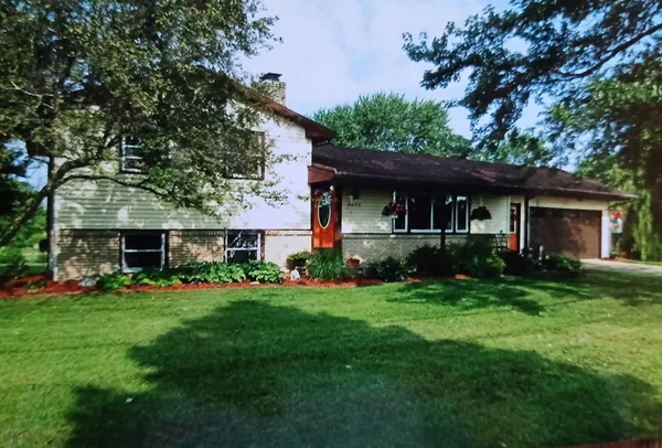 $425,000 | 8453 Hanna Lake Avenue Southeast, Caledonia, MI 49316