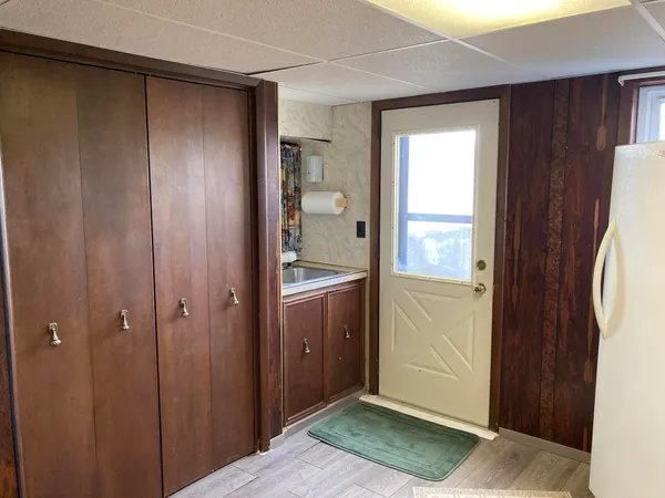 $425,000 | 8453 Hanna Lake Avenue Southeast, Caledonia, MI 49316