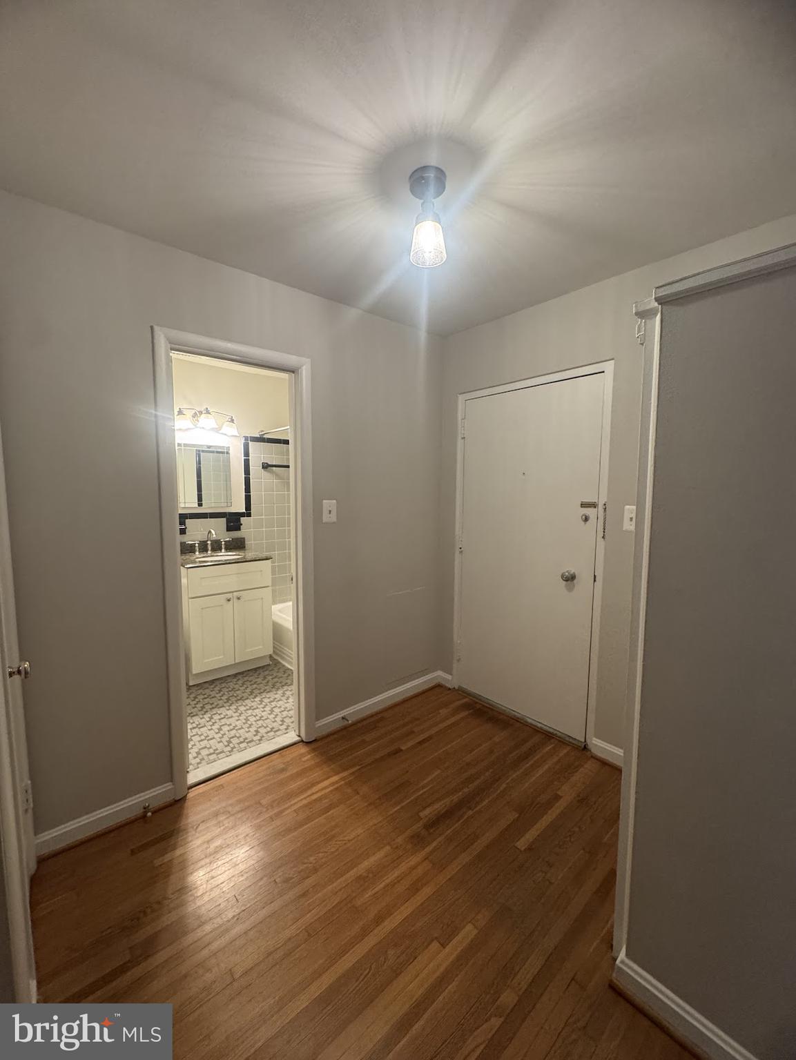 1510 North Rolfe Street, Unit 4 Arlington, VA 22209 - Photo 6 of 9
