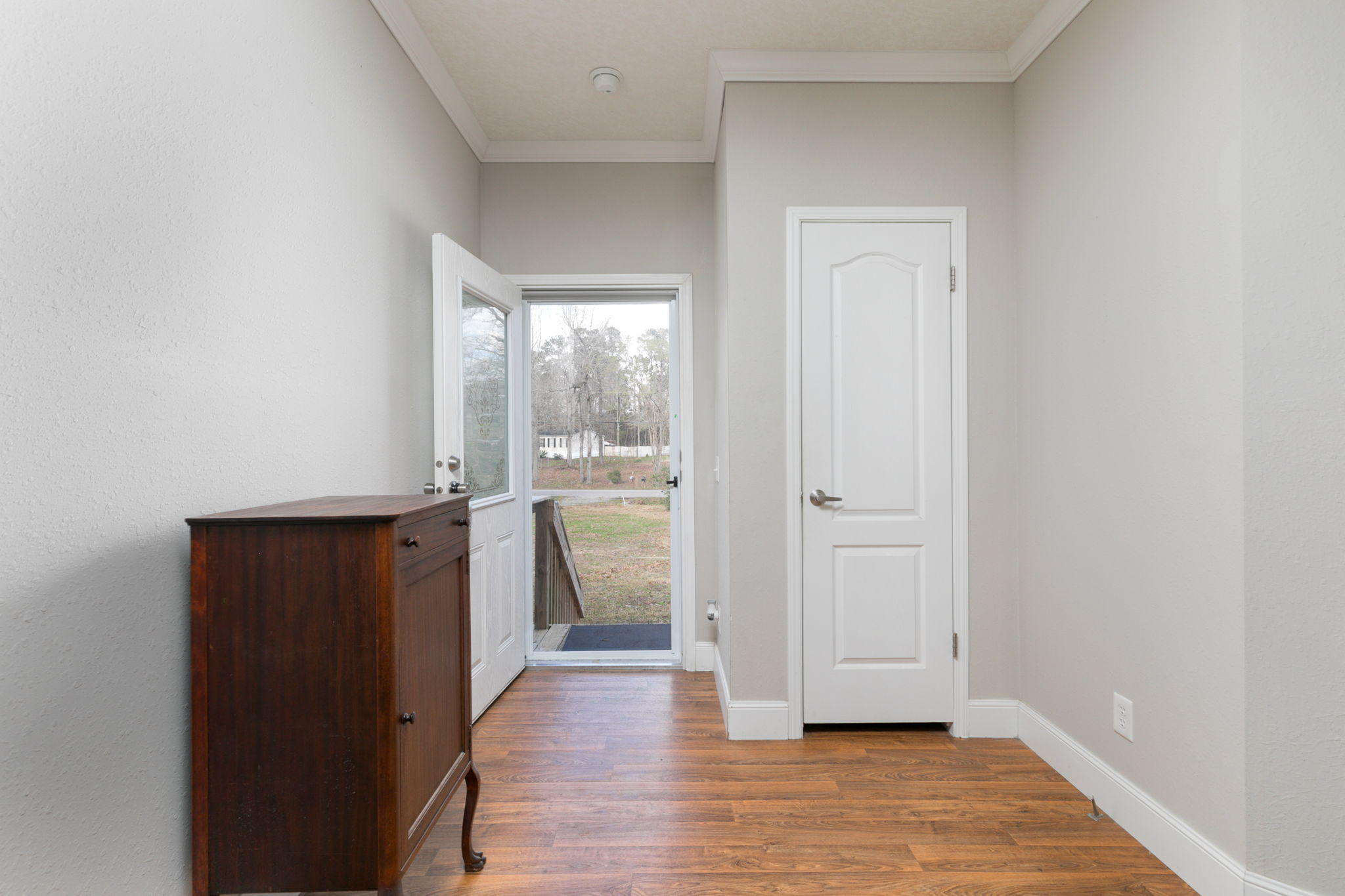 187 Sedgewick Road Summerville, SC 29483 - Photo 4 of 30 187+Sedgewick+Rd+Summerville-3-web