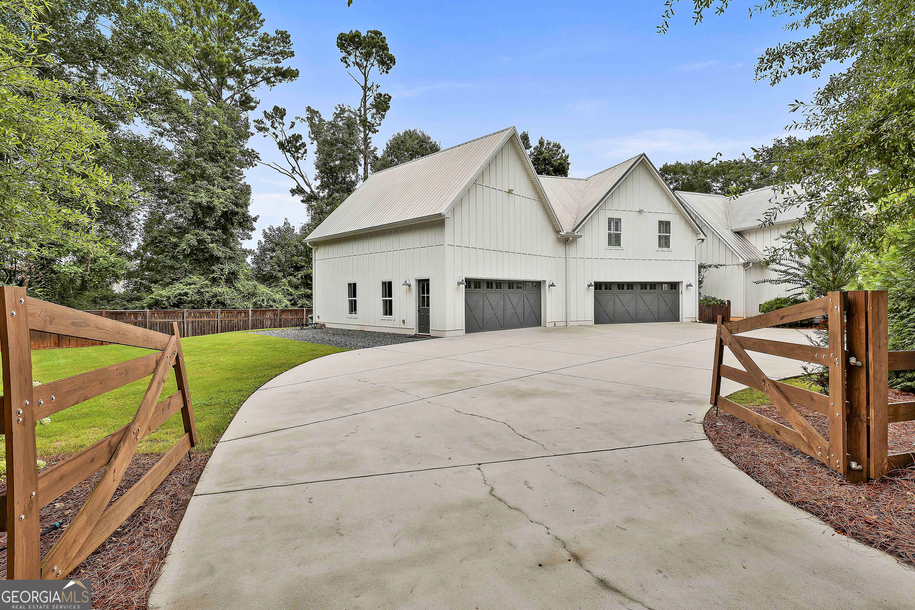 49 Standing Rock Road Senoia, GA 30276 - Photo 12 of 92