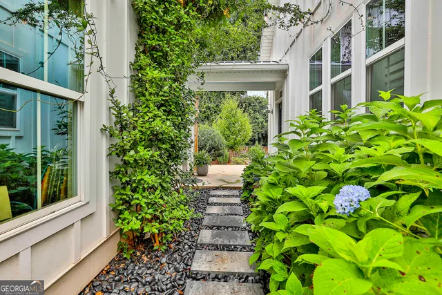 $1,300,000 | 49 Standing Rock Road, Senoia, GA 30276