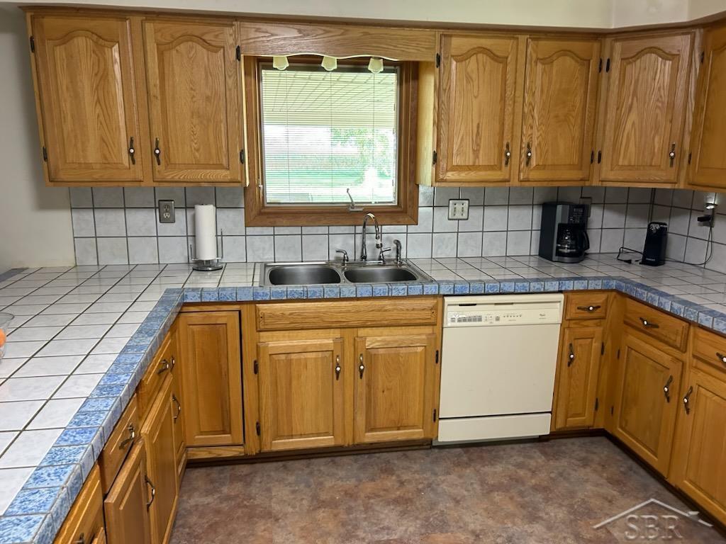 5795 E Road Saginaw, MI 48601 - Photo 16 of 19 Gallery Image 16