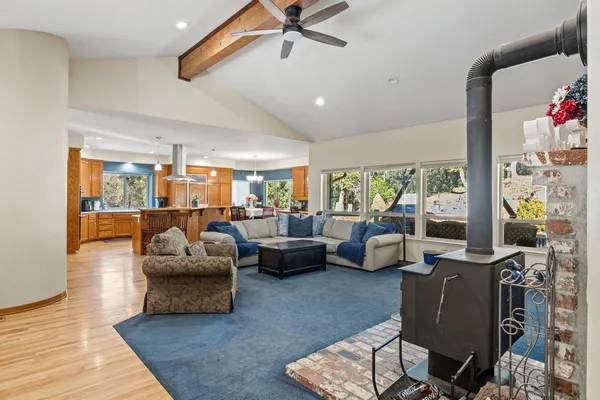 $880,000 | 1144 Boole Road, Applegate, CA 95703