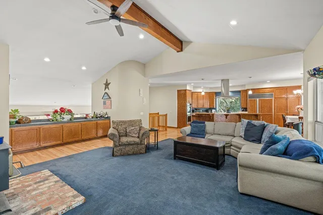 $900,000 | 1144 Boole Road, Applegate, CA 95703