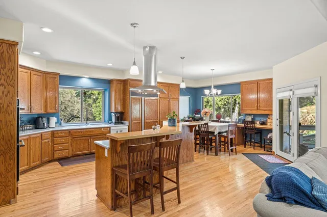 $900,000 | 1144 Boole Road, Applegate, CA 95703