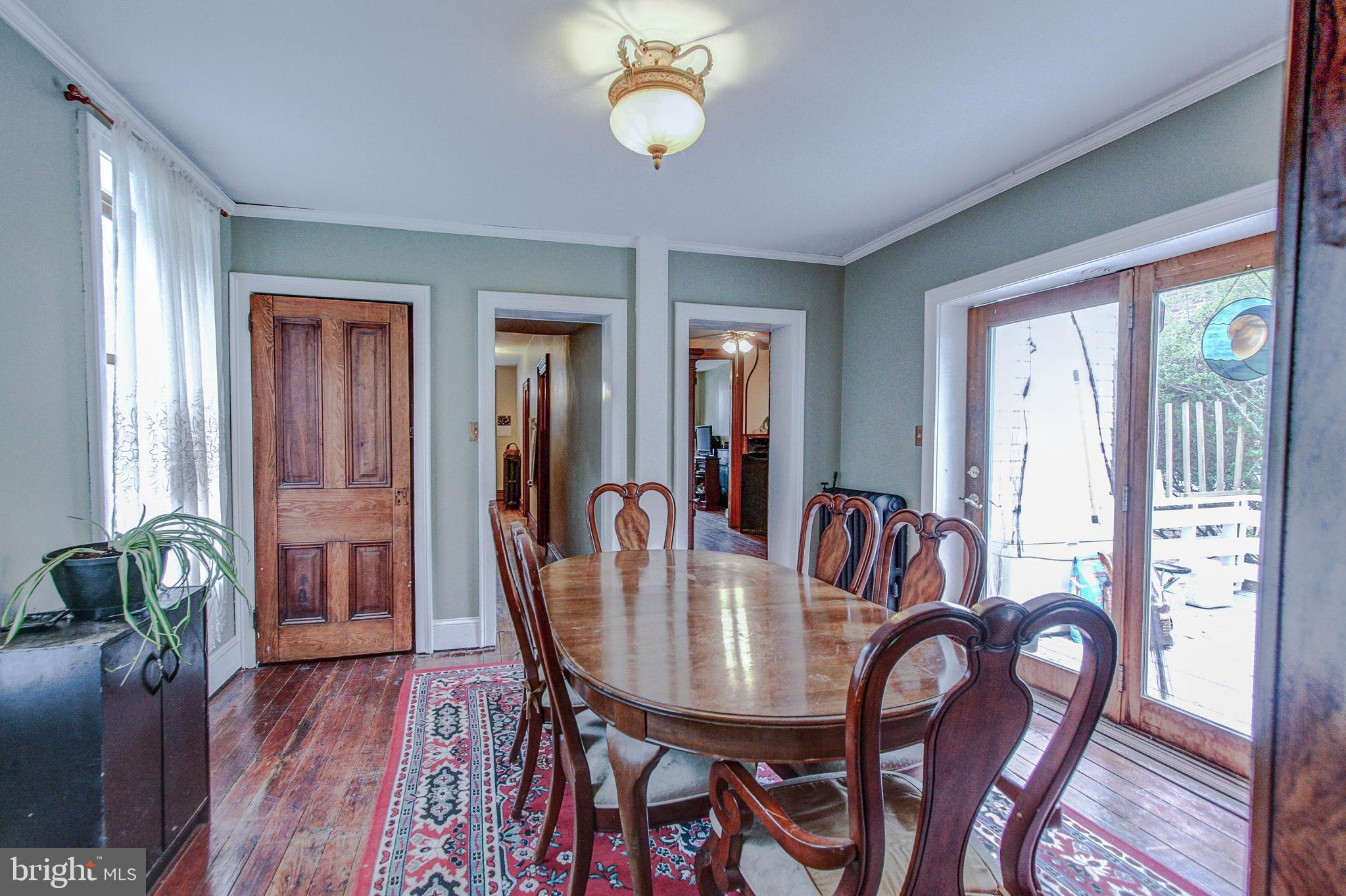 142 Chestnut Street Spring City, PA 19475 - Photo 11 of 34 Formal Dining Room