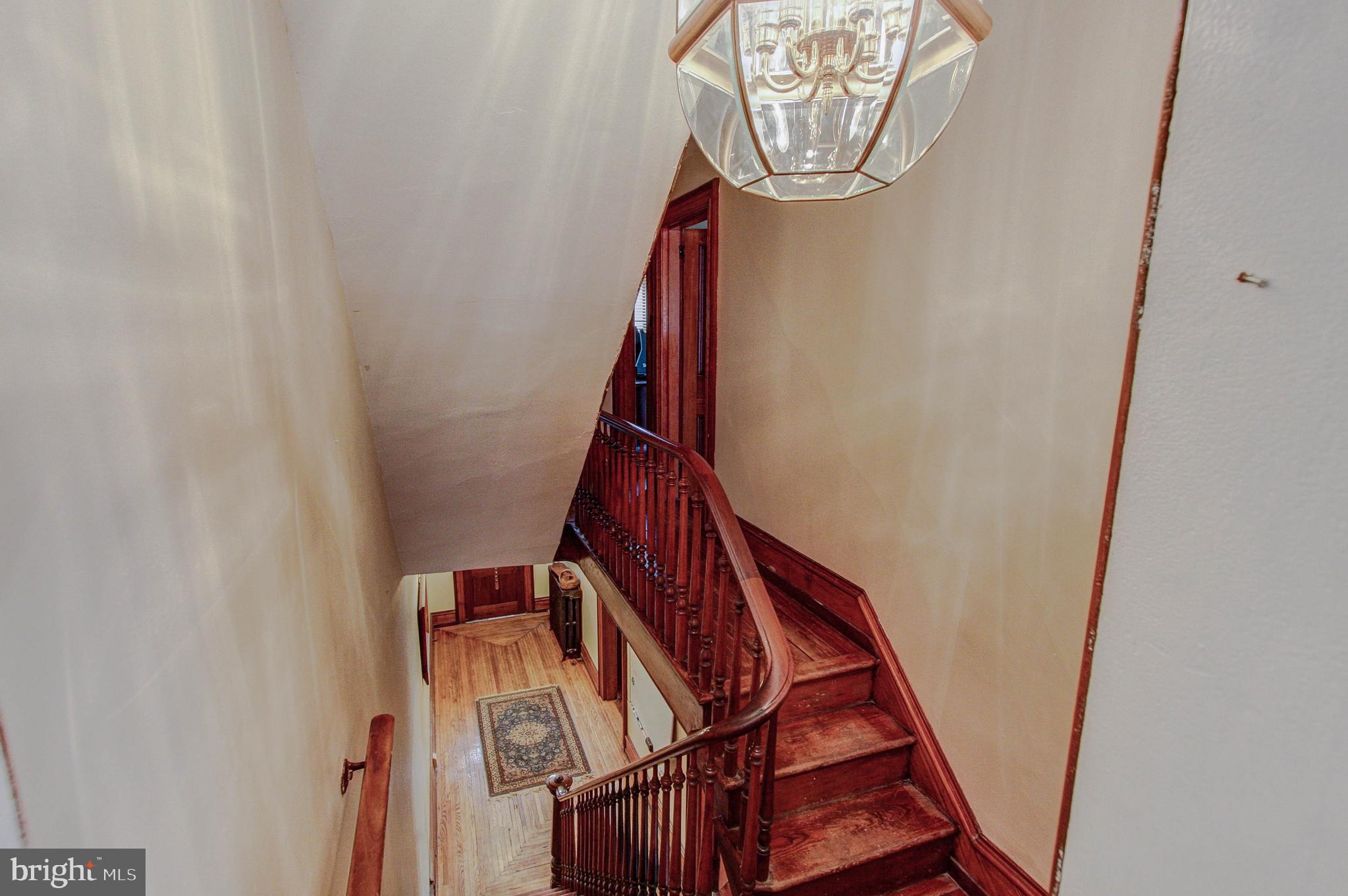 142 Chestnut Street Spring City, PA 19475 - Photo 24 of 34 Stairway