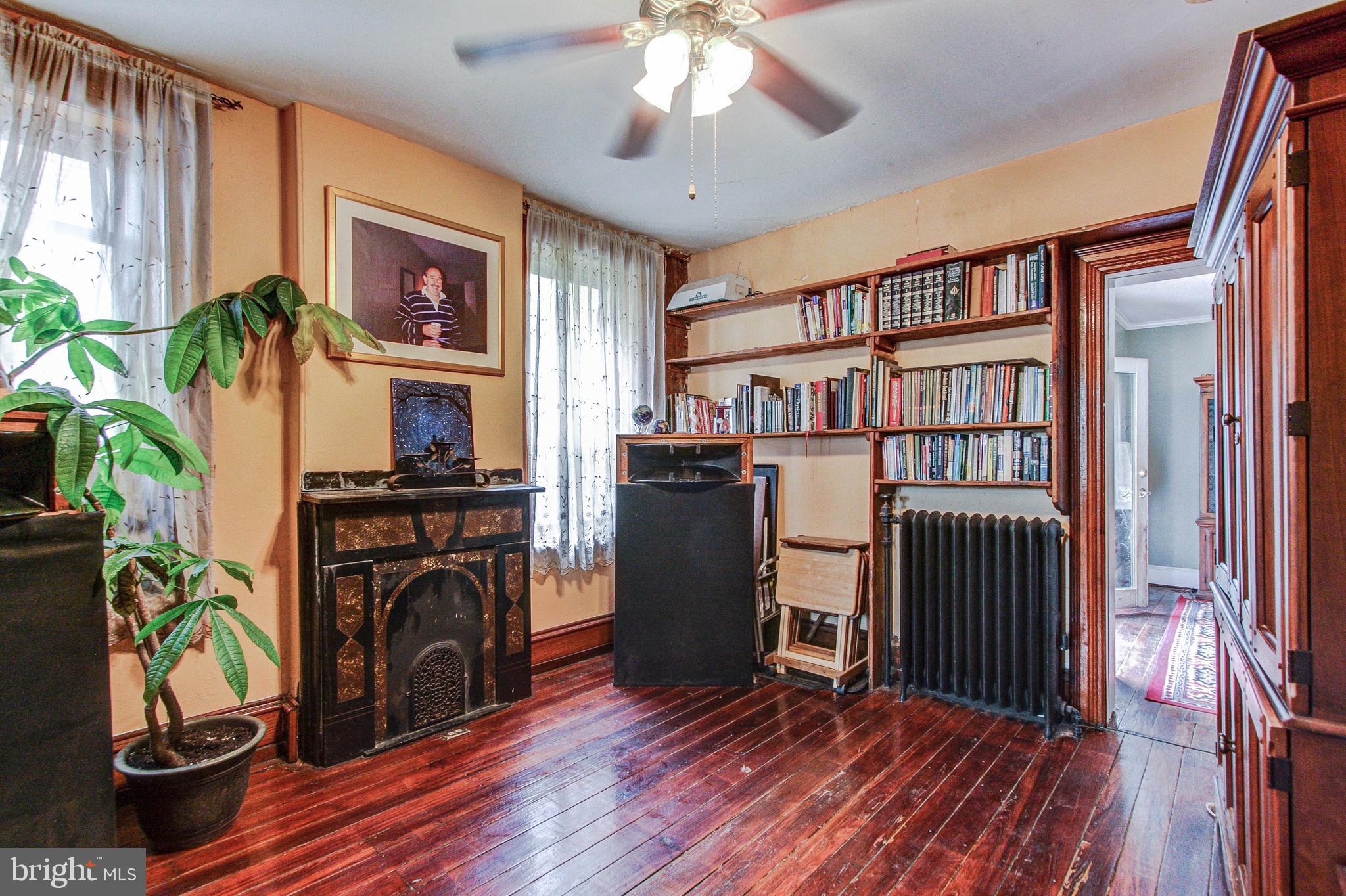 142 Chestnut Street Spring City, PA 19475 - Photo 9 of 34 Den/Sitting Room