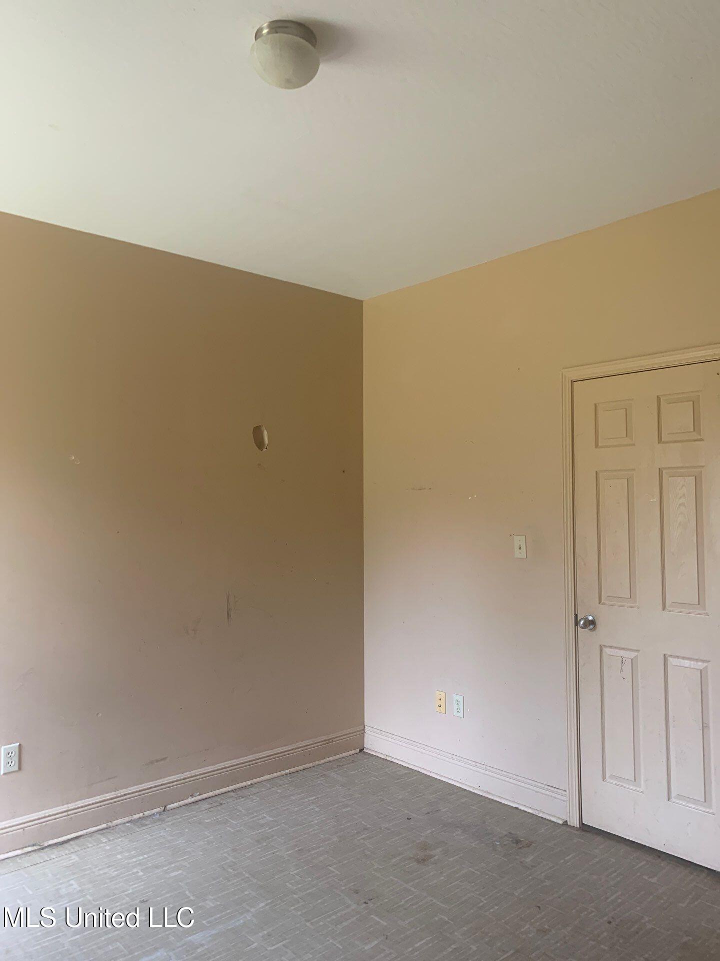 365 County 9 Road Bay Springs, MS 39422 - Photo 13 of 30 144-Jun 03 2025 02_36pm-yyja