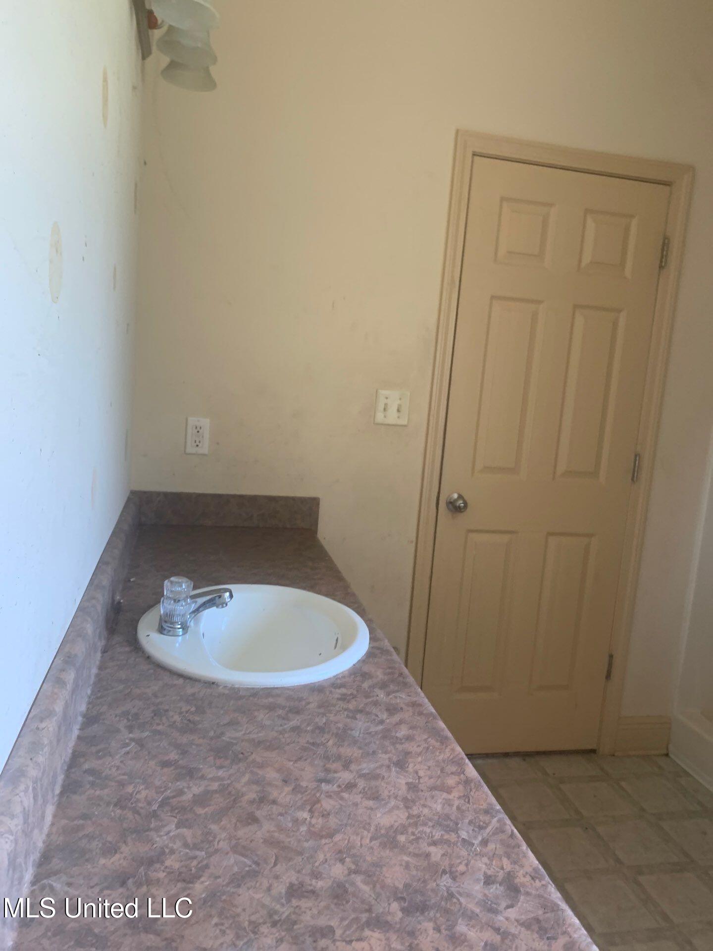 365 County 9 Road Bay Springs, MS 39422 - Photo 27 of 30 172-Jun 03 2025 02_41pm-GzoU