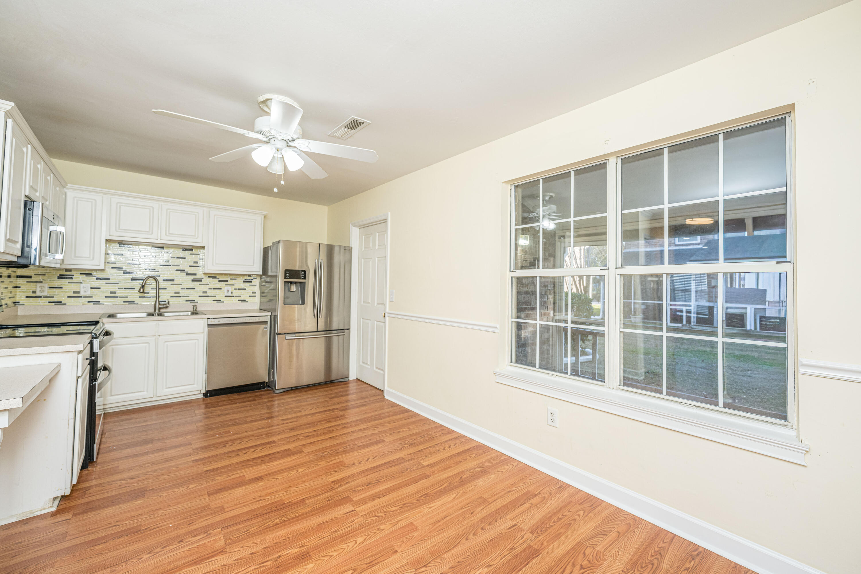 2073 Rondo Street, Unit H Charleston, SC 29414 - Photo 11 of 38 2073RhondoStUnitH010