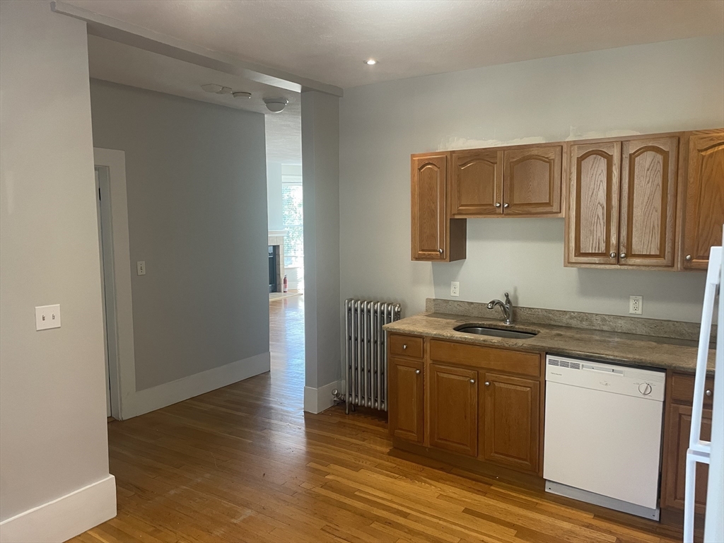 4 Blaney Street, Unit 2 Swampscott, MA 01907 - Photo 20 of 24