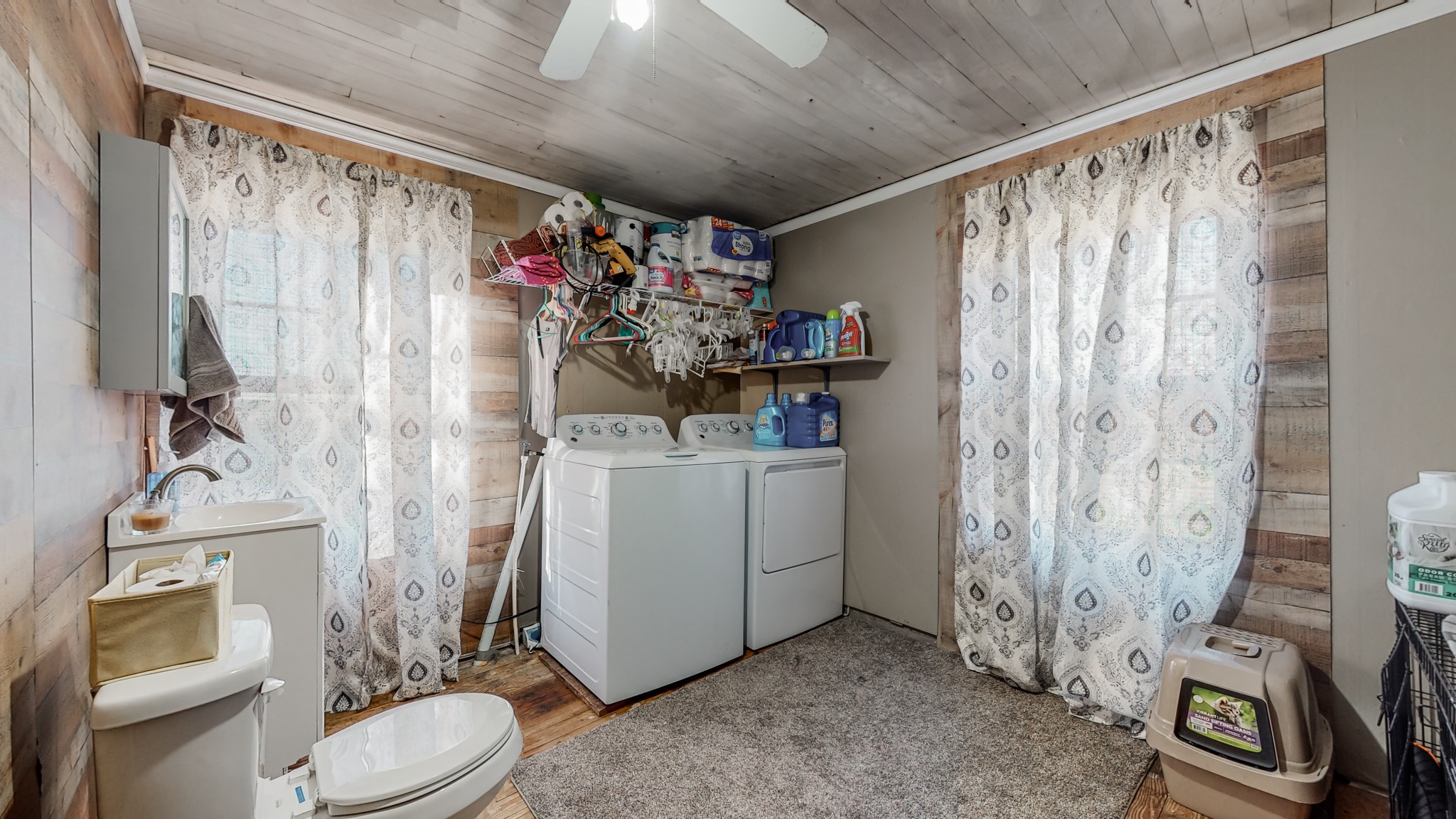 8 Layman Road Elora, TN 37328 - Photo 23 of 34 a view of bathroom