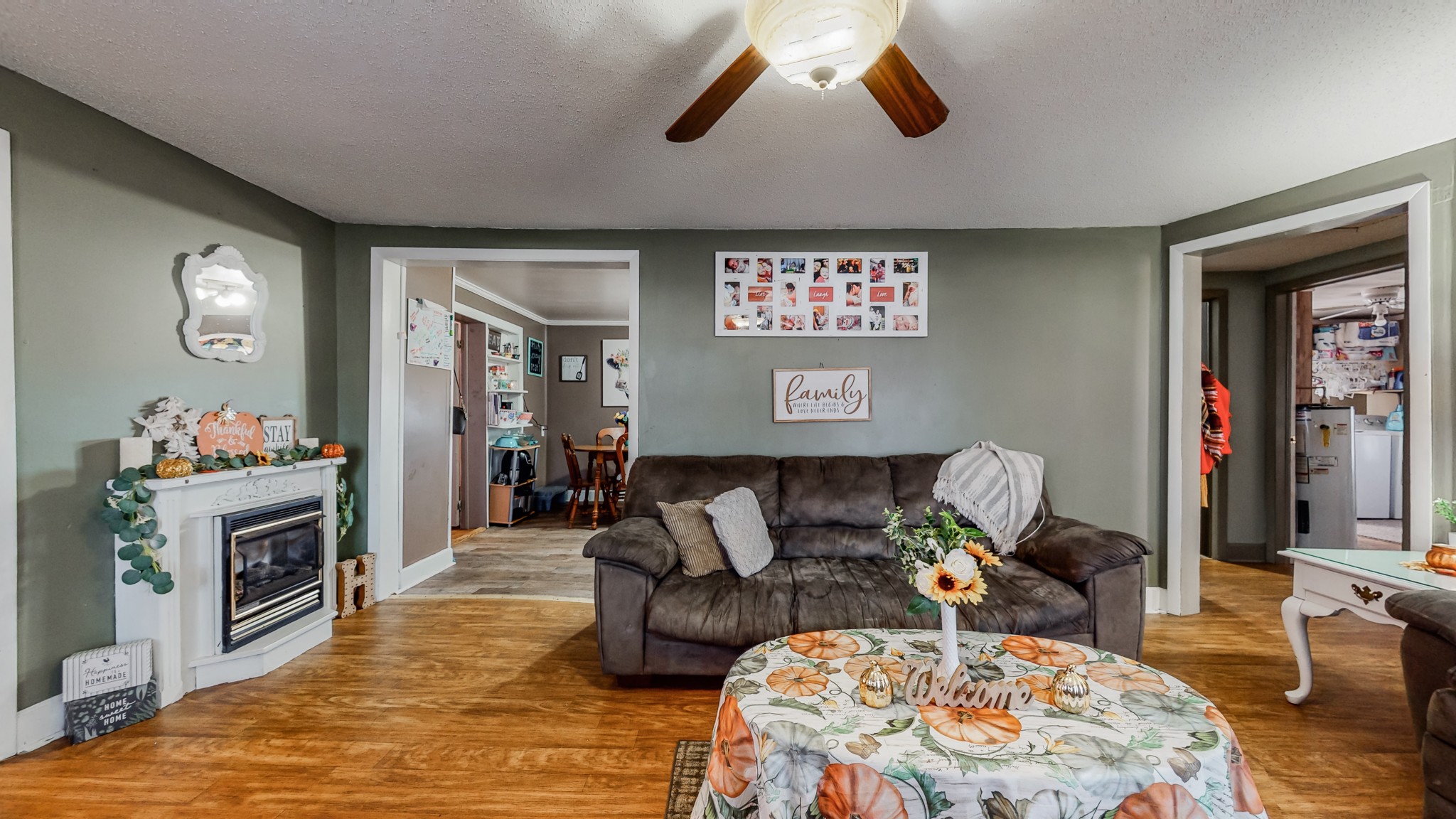 8 Layman Road Elora, TN 37328 - Photo 5 of 34 a living room with furniture