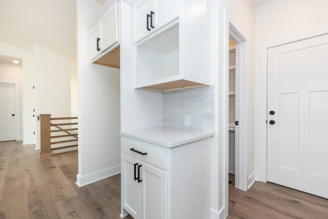 $289,900 | 401 East Sterling Street, Bentley, KS 67016