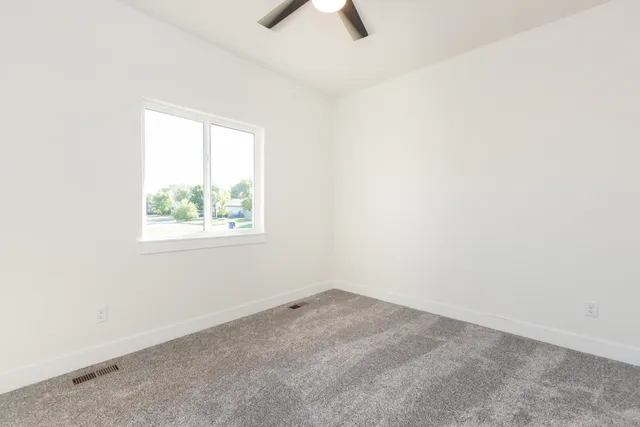 $289,900 | 401 East Sterling Street, Bentley, KS 67016