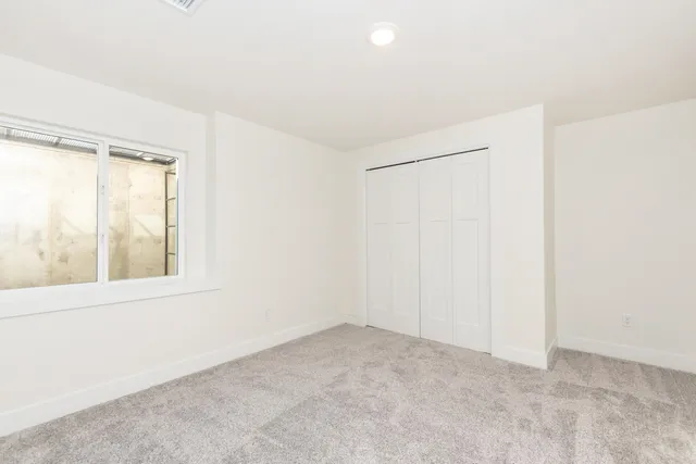 $289,900 | 401 East Sterling Street, Bentley, KS 67016