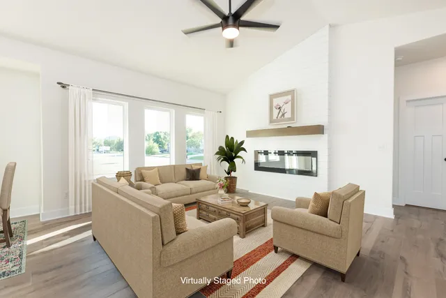 $289,900 | 401 East Sterling Street, Bentley, KS 67016