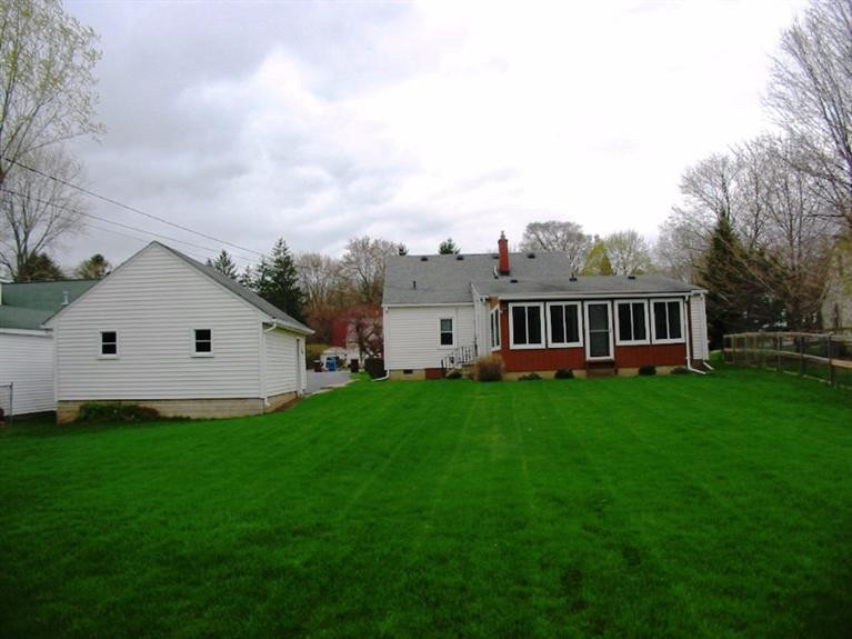 3366 Beaumont Road Ann Arbor, MI 48105 - Photo 9 of 36 Photo 9